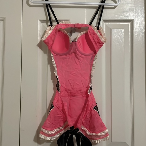 Victoria’s Secret 34B, pink with black lace lingerie - Picture 4 of 11